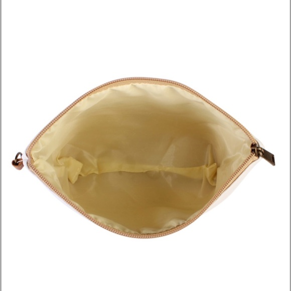 “ THIS BAG CONTAINS MY FACE”  wristlet bag - Picture 2 of 2